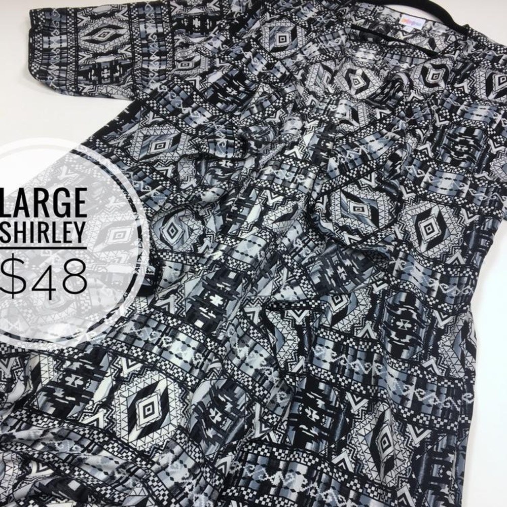 Large Lularoe Shirley kimono BNWT